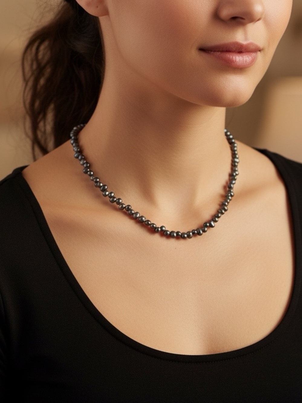 Peacock Freshwater Pearl Strand